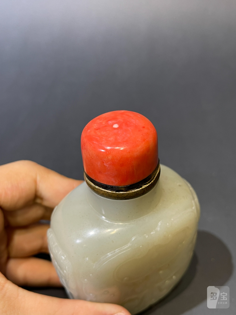 清 白玉兽面纹鼻烟壶 - 图7